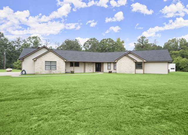 Property at 272 Brownwood Trl, Livingston, TX 77351, 3 beds, 2 baths
