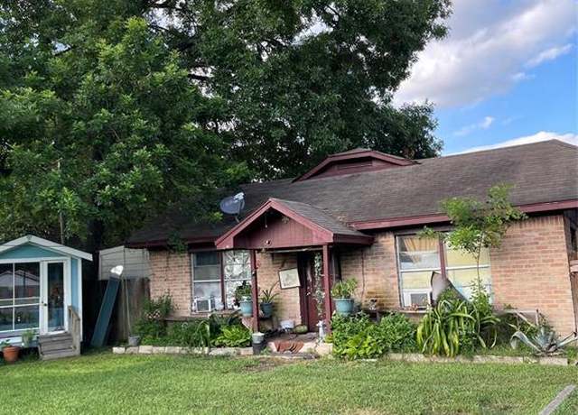 Property at 9816 Fulton St St, Houston, TX 77076, 31 beds, 4 baths