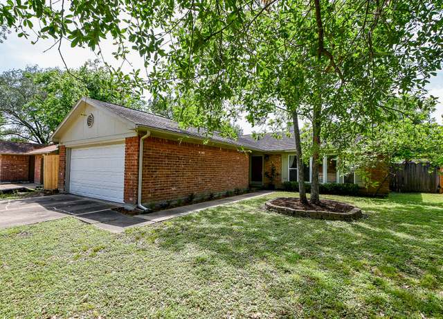 Property at 1022 Western Hills Dr, Katy, TX 77450, 3 beds, 2 baths