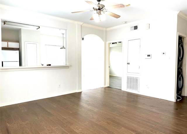 Property at 6289 Wilcrest Dr #5203, Houston, TX 77072, 2 beds, 2 baths