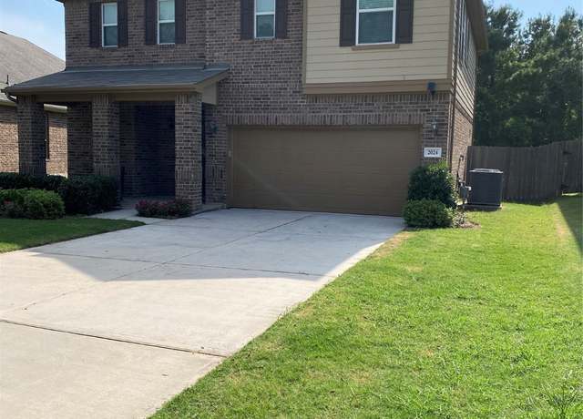 Property at 2024 Elkington Cir, Conroe, TX 77304, 3 beds, 2.5 baths