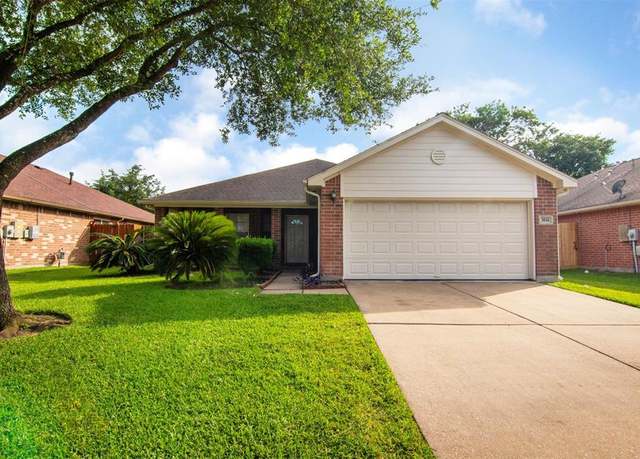 Property at 3532 Choctaw Dr, La Porte, TX 77571, 3 beds, 2 baths