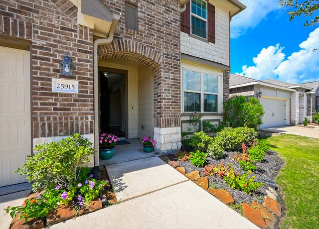 Property at 25915 Native Sapphire Ct, Richmond, TX 77406, 4 beds, 3.5 baths