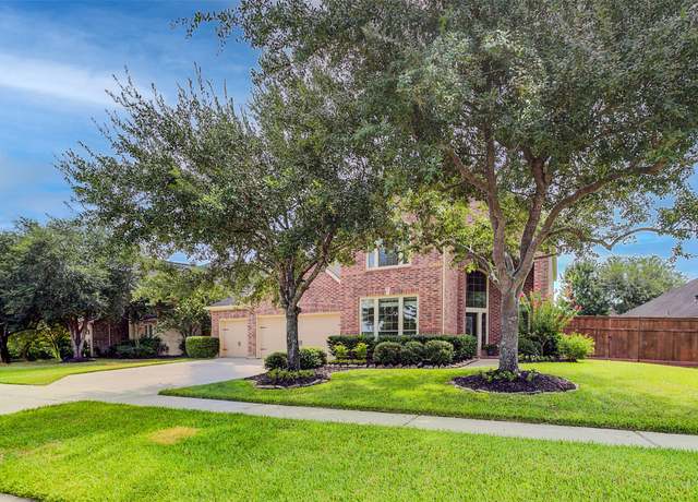 Property at 6103 Silver Thistle Ln, Fulshear, TX 77441, 4 beds, 3.5 baths