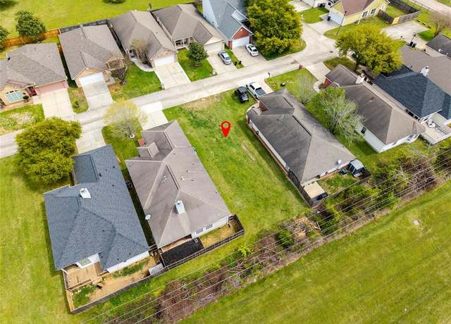 Property at 111 Moonspinner, Montgomery, TX 77356