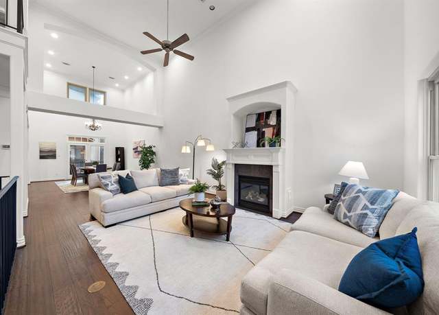 Property at 3104 Bagby St Unit B, Houston, TX 77006, 3 beds, 3.5 baths