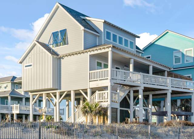 Property at 2798 Tradewind Ln, Crystal Beach, TX 77650, 3 beds, 2.5 baths