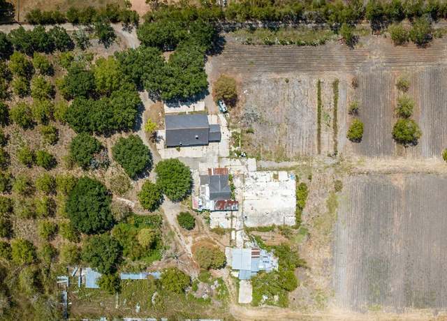 Property at 415 Crabb River Rd, Richmond, TX 77469