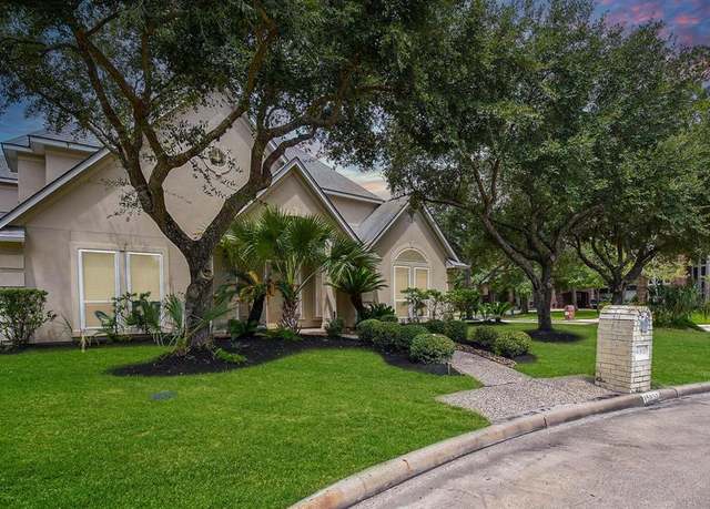 Property at 15831 Conners Ace Dr, Spring, TX 77379, 4 beds, 4.5 baths