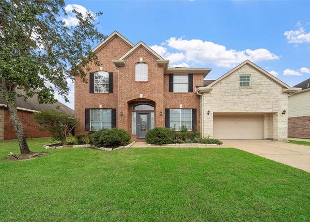 Property at 13909 Stonewood Ct, Rosharon, TX 77583, 4 beds, 3.5 baths