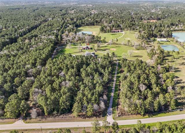 Property at 26250 Riley Rd, Waller, TX 77484, 4 beds, 14 baths