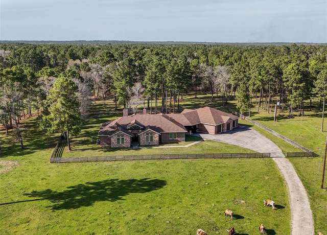 Property at 26250 Riley Rd, Waller, TX 77484, 4 beds, 14 baths