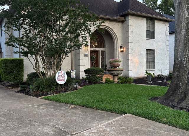 Property at 2202 Country Creek Way, Richmond, TX 77406, 4 beds, 3.5 baths