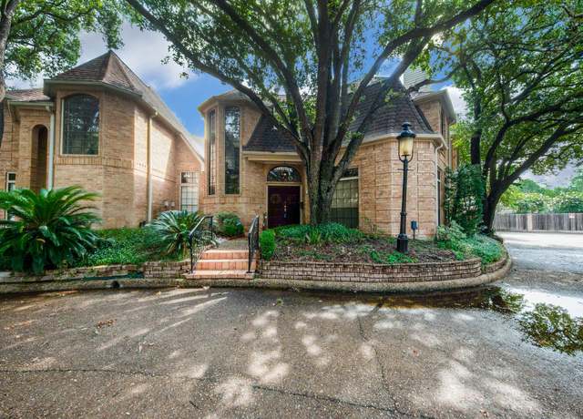 Property at 55 Bayou Pointe Dr, Houston, TX 77063, 3 beds, 3 baths