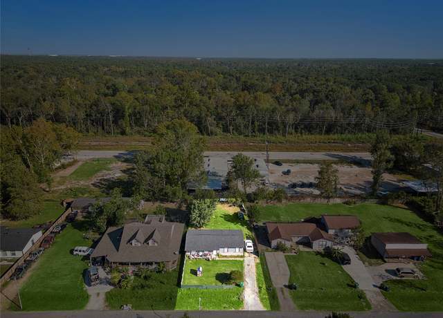 Property at 5729 Schutz St, Houston, TX 77032, 3 beds, 1.5 baths