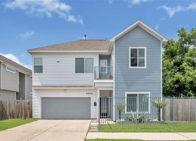 Property at 4809 Nichols St, Houston, TX 77020, 3 beds, 2.5 baths