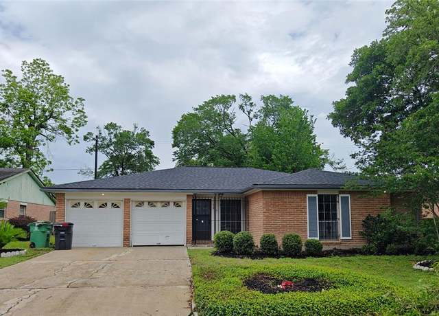 Property at 7215 Richwood Rd, Houston, TX 77087, 3 beds, 2 baths