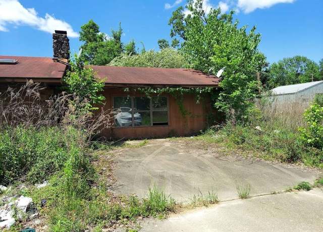 Property at 433 County Road 3114, New Boston, TX 75570, 2 beds, 1 bath
