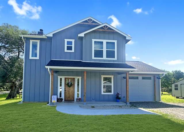 Property at 701 S Hudson St S, Flatonia, TX 78941, 3 beds, 2.5 baths