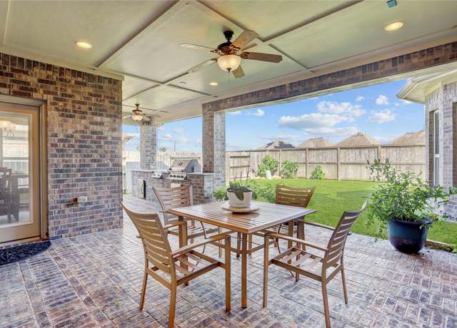 Property at 655 Bedias St, Webster, TX 77598, 4 beds, 3.5 baths