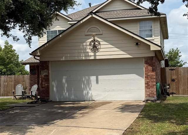 Property at 11422 Royal Thistle Ct, Houston, TX 77088, 5 beds, 2.5 baths