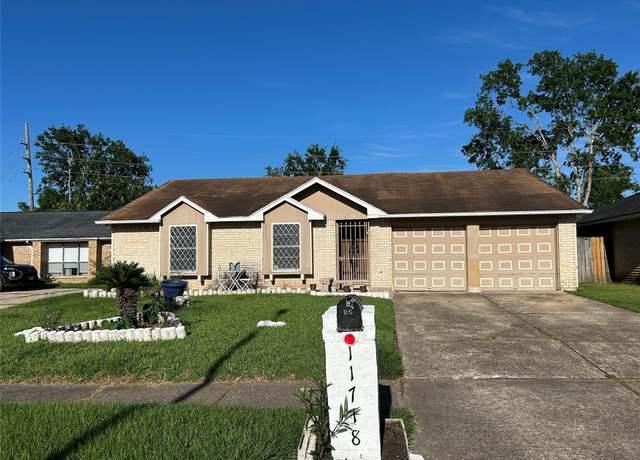 Property at 11718 Steamboat Springs Dr, Houston, TX 77067, 3 beds, 2 baths
