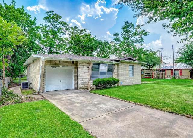 Property at 4440 Castor St, Houston, TX 77022, 2 beds, 1.5 baths
