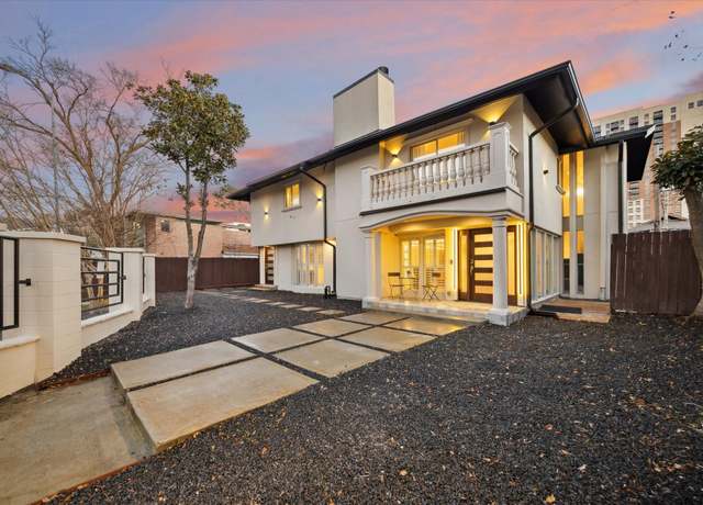 Property at 6321 Deerwood Rd, Houston, TX 77057, 4 beds, 5.5 baths