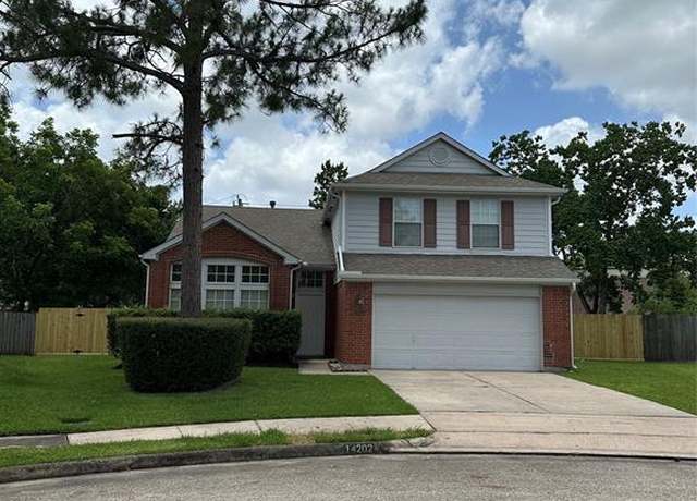 Property at 14202 Misty Knoll Ct Curv, Houston, TX 77062, 4 beds, 2.5 baths