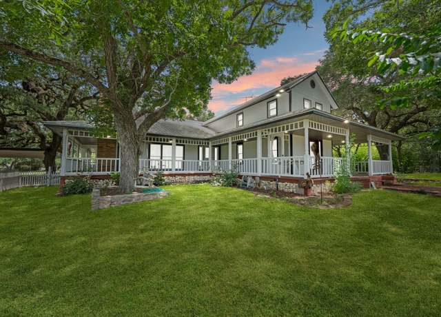 Property at 3541 State Highway 159, La Grange, TX 78945, 8 beds, 5 baths