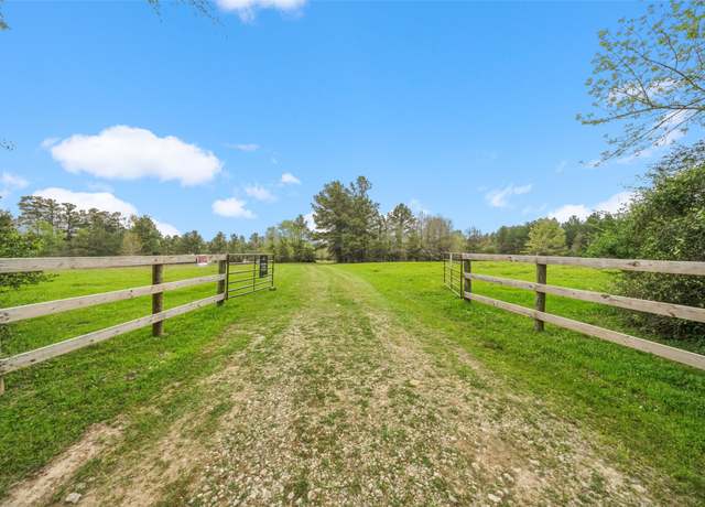 Property at 8339 County Road 4545, Kennard, TX 75847, 4 beds, 2 baths
