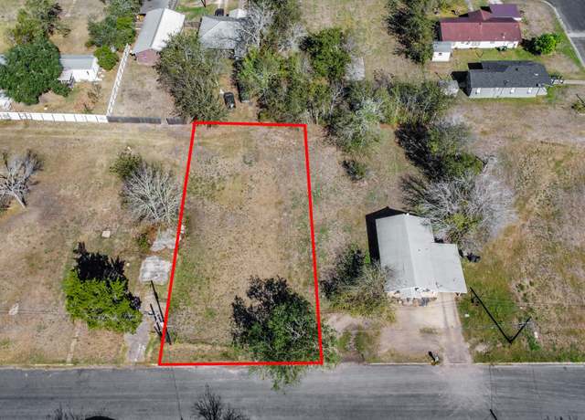 Property at 311 E Grange St, Weimar, TX 78962