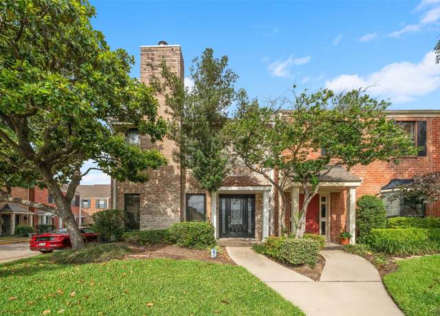 Property at 624 Augusta Dr #624, Houston, TX 77057, 2 beds, 2.5 baths