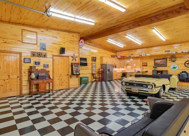 Property at 790 Campbell Rd, New Waverly, TX 77358