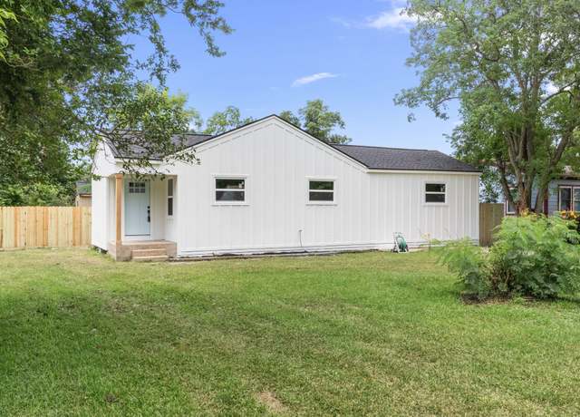 Property at 2307 Scott St, La Marque, TX 77568, 3 beds, 2 baths