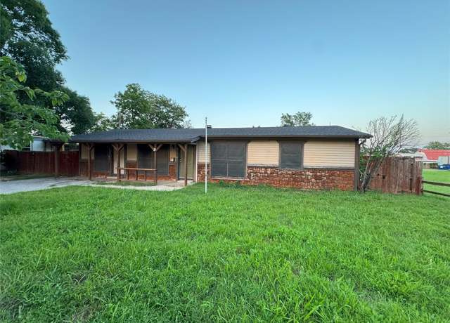 Property at 108 Sally St, Joshua, TX 76058, 4 beds, 2 baths