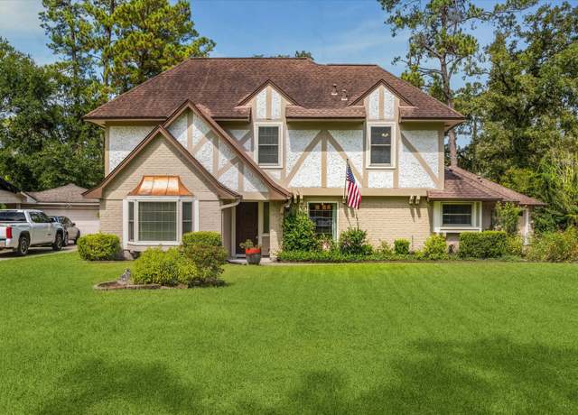 Property at 1711 Chestnut Ridge Rd, Kingwood, TX 77339, 4 beds, 2.5 baths