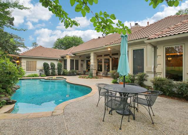 Property at 6230 Pebble Beach Dr, Houston, TX 77069, 3 beds, 3.5 baths
