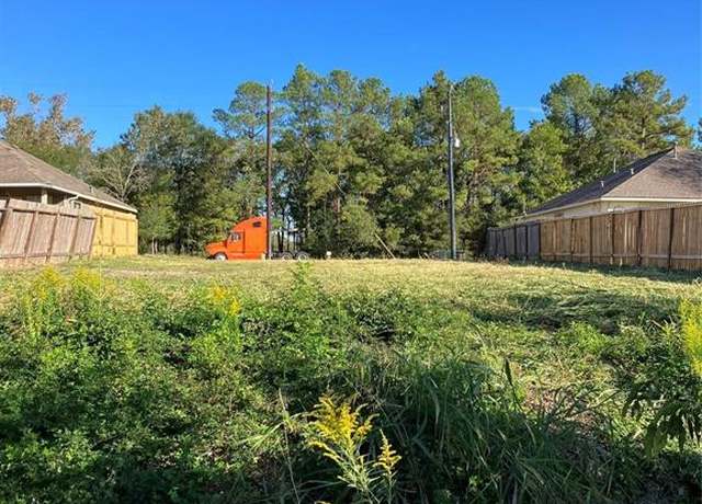 Property at 416 Woodlake Dr, Houston, TX 77336