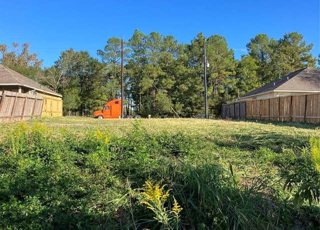 Property at 416 Woodlake Dr, Houston, TX 77336