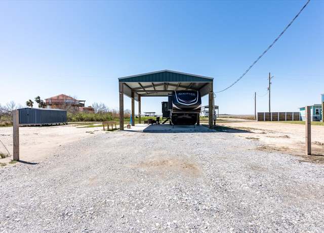 Property at 1129 Beach Front Dr, Gilchrist, TX 77617