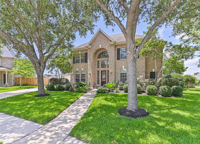 Property at 3337 Prince George Dr, Friendswood, TX 77546, 4 beds, 3.5 baths