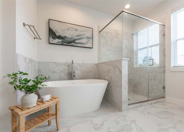 Property at 5502D Wheatley St, Houston, TX 77091, 3 beds, 3.5 baths