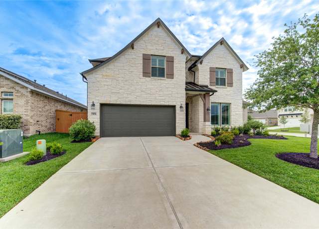 Property at 13604 Sabine Lake Dr, Texas City, TX 77568, 4 beds, 3.5 baths