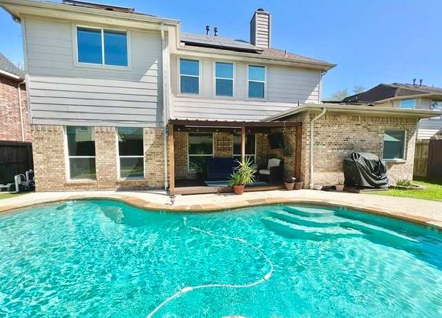 Property at 4314 Green Tree Ct, Pasadena, TX 77505, 4 beds, 2.5 baths