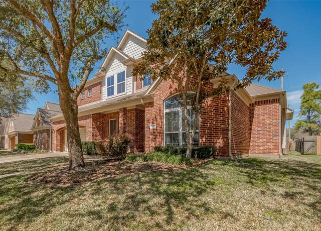 Property at 19010 Grove Valley Trl, Houston, TX 77084, 5 beds, 3.5 baths