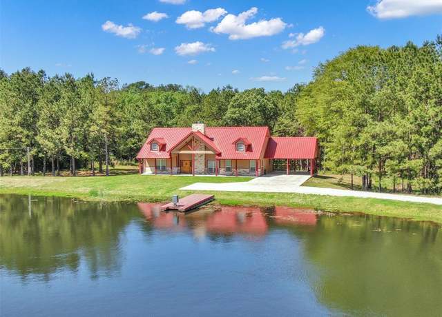 Property at 8107 N State Highway 19, Trinity, TX 75862, 3 beds, 3 baths