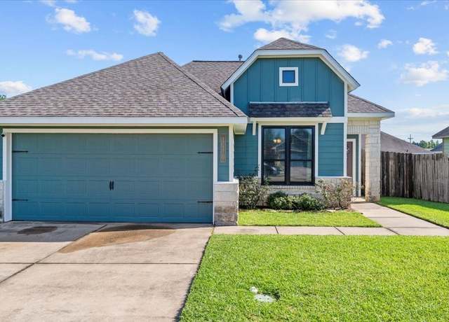 Property at 110 Enfield Ct, Huntsville, TX 77320, 3 beds, 2 baths