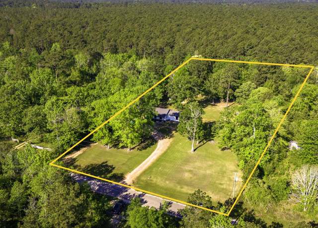 Property at 60 W Sierra Rd, Coldspring, TX 77331, 3 beds, 2 baths