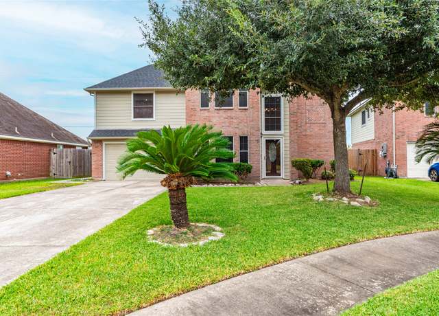 Property at 121 Highland St, Texas City, TX 77591, 3 beds, 2.5 baths